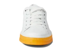 Ara Forsyth -Steve Madden Shop 51cp TVvVL