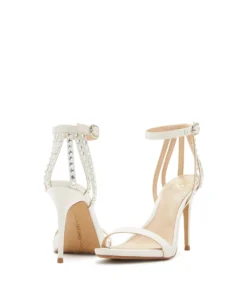 Vince Camuto Daphery