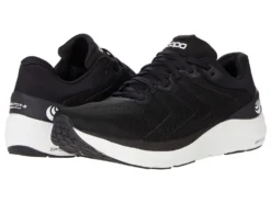 Topo Athletic Phantom 2